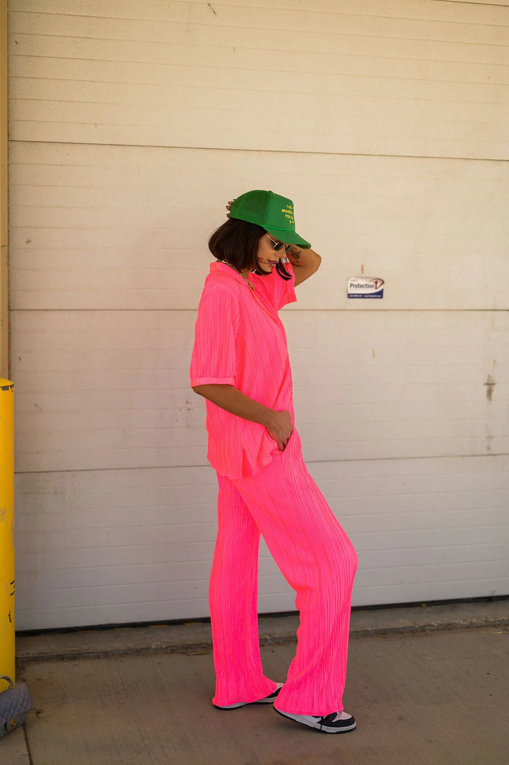 The World is Yours Plissé Set in Electric Pink